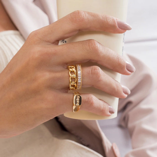 Delicate Baguette Ring